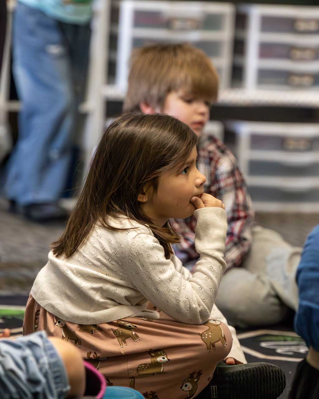 girl-thinking-in-class-portrait